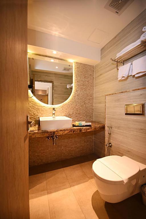 Hotel Tulip Near Delhi Airport New Delhi Extérieur photo